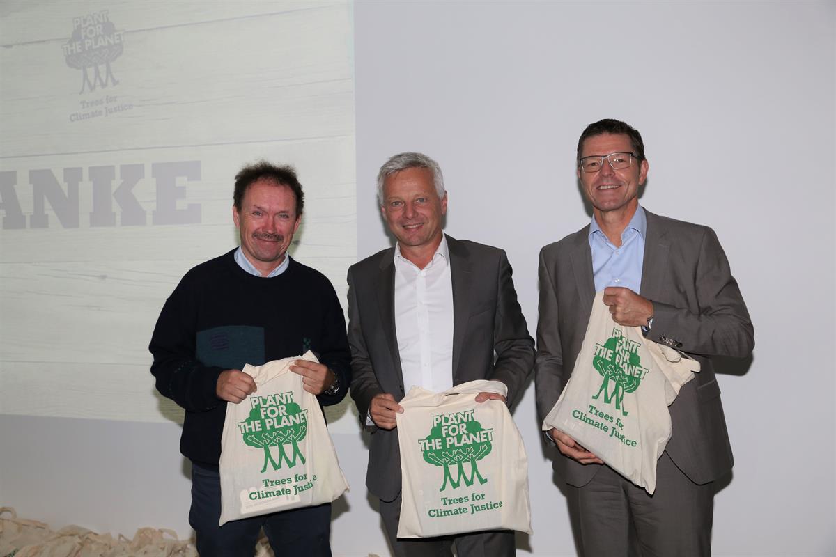 Nachhaltigkeitsakademie_Team mit REWE Austria Touristik