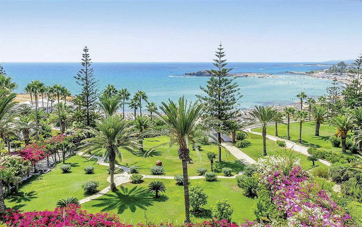 Nissi Beach Resort - Ausblick über das Meer