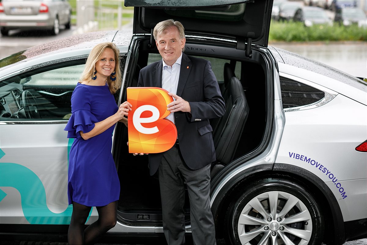 Alois Ecker, Vorstandsdirektor Energie Burgenland und Lisa Ittner, Co-Gründerin von vibe (©vibe)